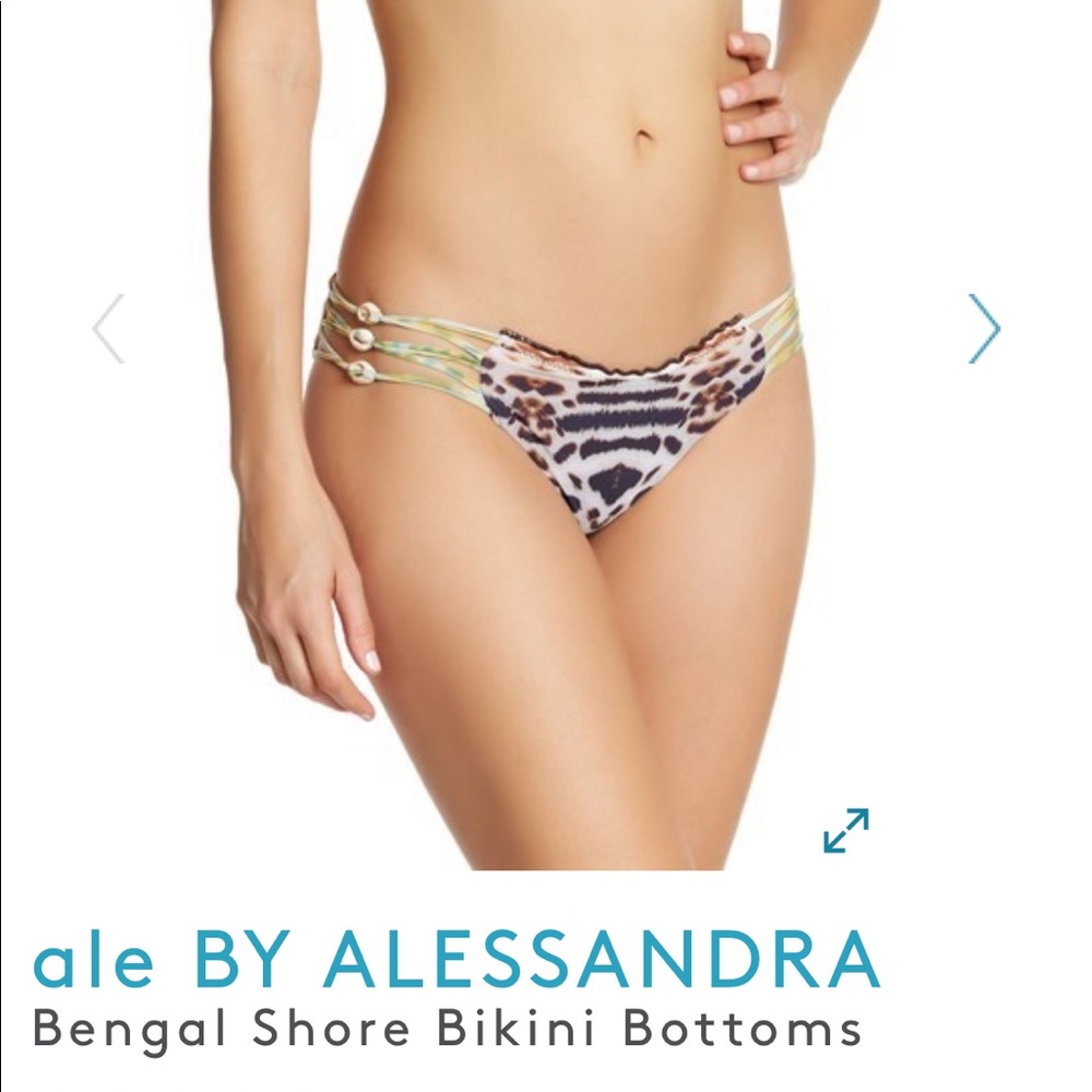 ISO Ale by Alessandra bottoms sz M or S
